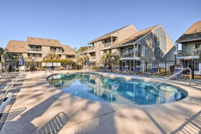 Myrtle Beach Condo about 2 Mi to Surfside Beach!